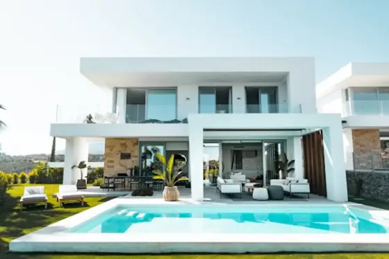 Villa có hồ bơi